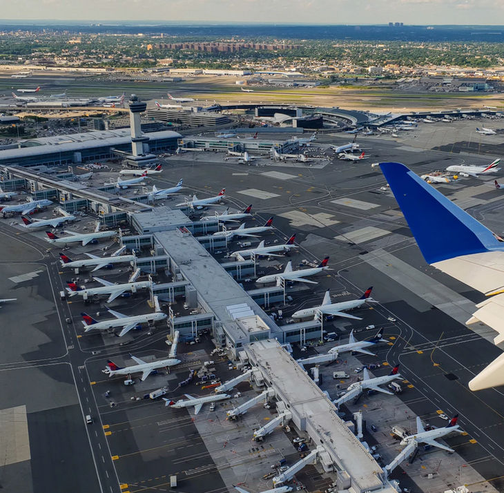 Airport usa. Международный аэропорт имени Джона Кеннеди. Аэропорт Кеннеди Нью-Йорк. Аэропорт Джона Кеннеди. Аэропорт имени Джона Кеннеди Нью-Йорк.