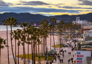 Günstige Autovermietung und Transporter in Venice