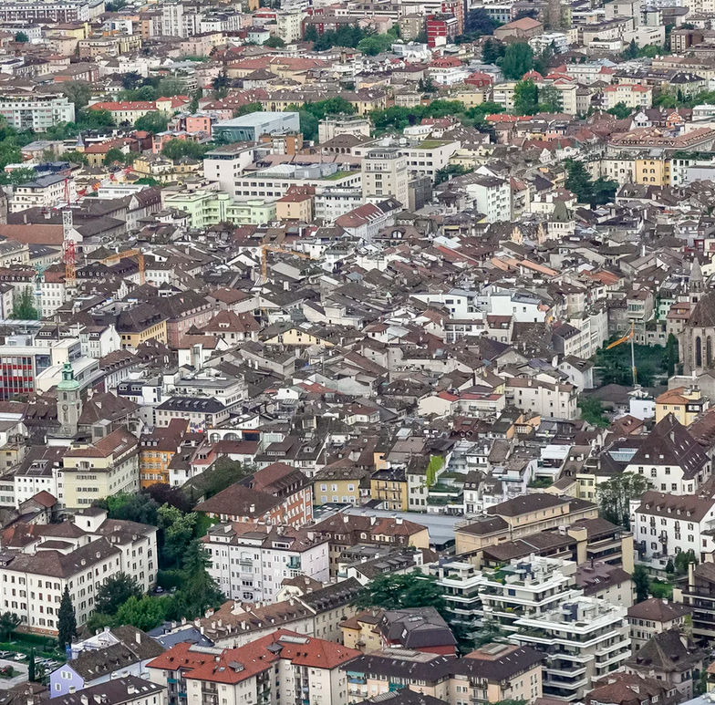 Mietwagen Flughafen Bozen Dolomiten (BZO) Preisvergleich Kostenlose